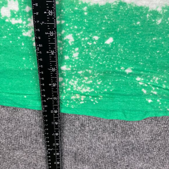 Gildan T-Shirt Mens Size L Green Graphic Shamrock Tongue Bleach Dyed St Patrick - Picture 5 of 9